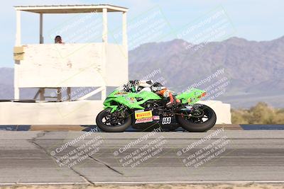 media/Jan-18-2026-CVMA (Sun) [[519f600f45]]/Race 16-Formula Middleweight/